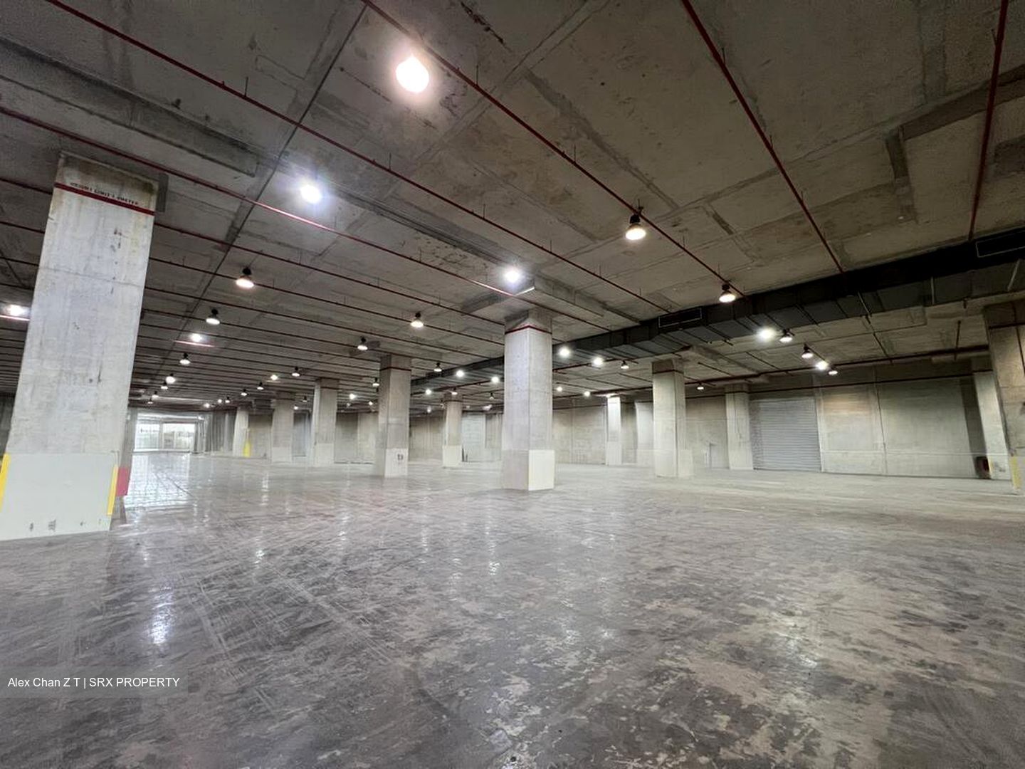 Jalan Buroh (D22), Warehouse #595633741